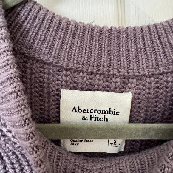 Abercrombie & Fitch Mauve knit sweater, size S - Picture 4 of 4